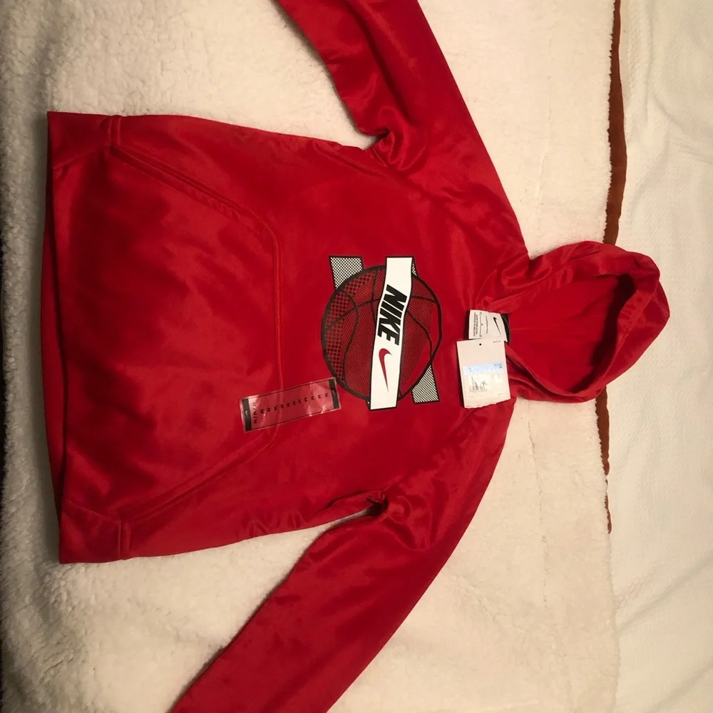 NWT NIKE THERMA-FIT HOODIE